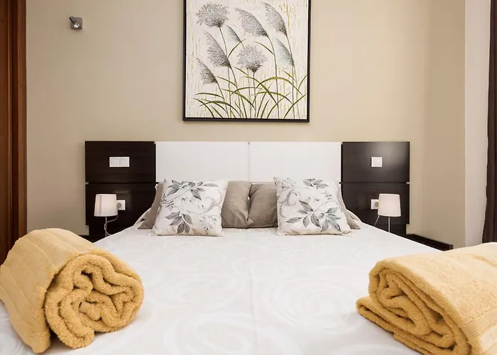 Home2book Private Pool & Terrace, Aloha Sun