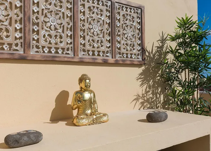 Villa Home2book Private Pool & Terrace, Aloha Sun